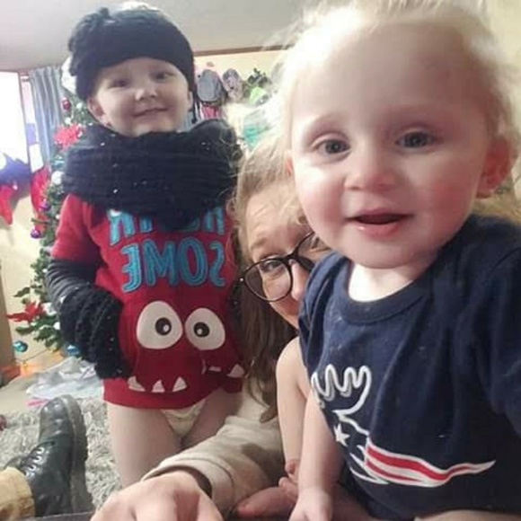 Meet your Posher, Traci - Picture 4 of 4